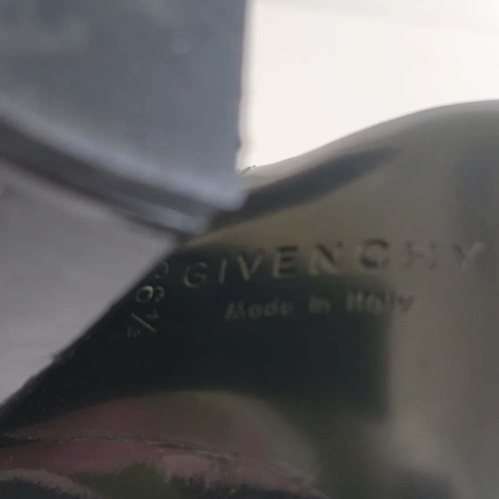 Givenchy D'orsay Black Patent Leather Pumps EU 36.5 US 6.5 Pointed Toe Designer - Picture 10 of 16